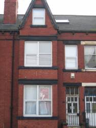 6 Bed Terrace on Brudenell Road, Hyde Park